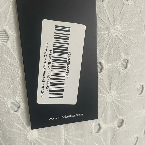 Women Off White Fully Lined Long sleeve Modest Dress Size 4 US - Picture 6 of 6